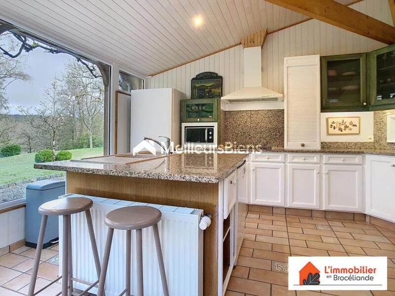 Propriété - 180 m² - 7 pièces