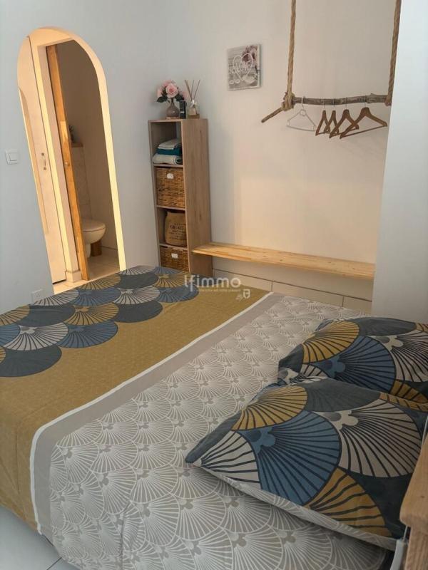 Propriété - 260 m² - 9 pièces