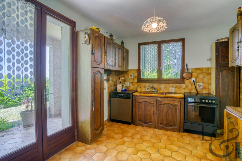 Maison - 92 m² - 4 pièces