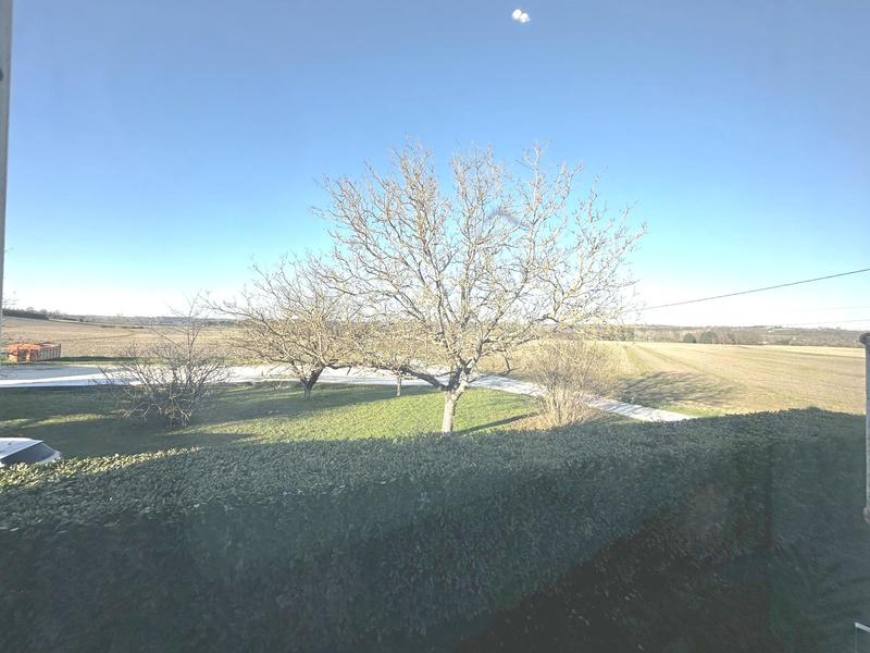 Maison - 298 m² - 8 pièces