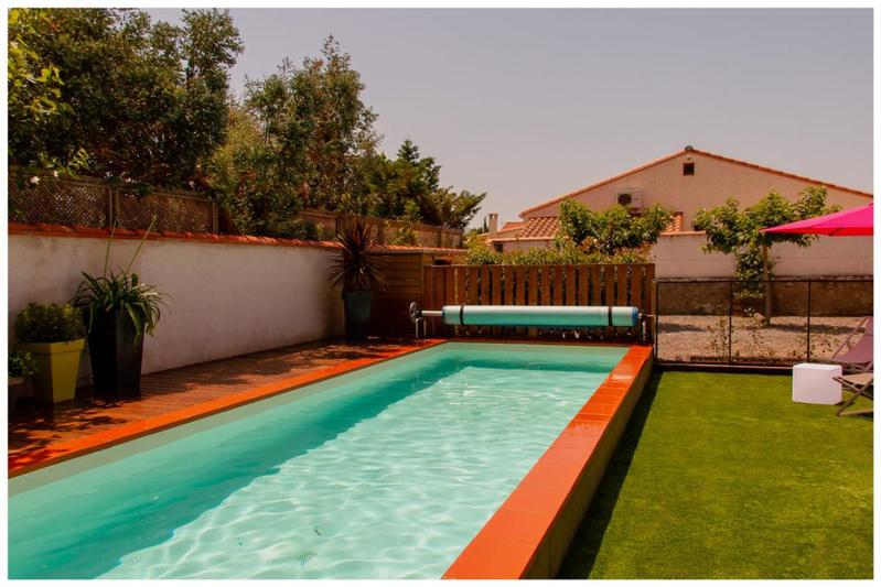 Mas - 320 m² - 17 pièces