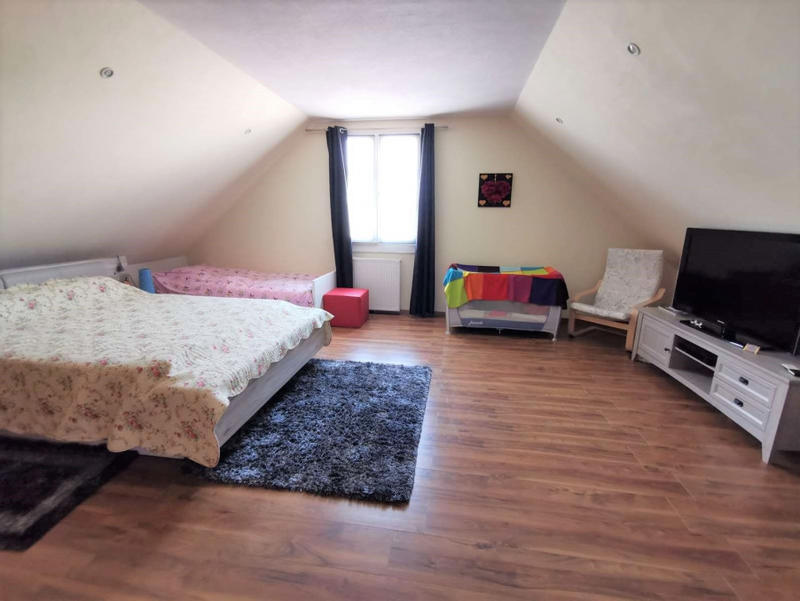 Maison - 191 m² - 7 pièces