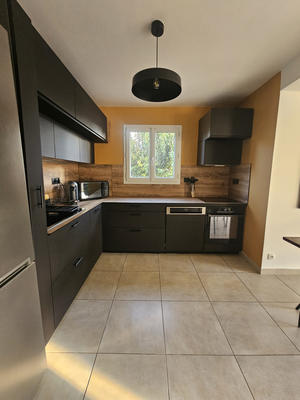 Maison - 83 m² - 4 pièces