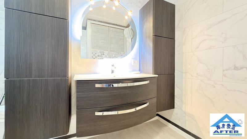 Maison - 155 m² - 8 pièces