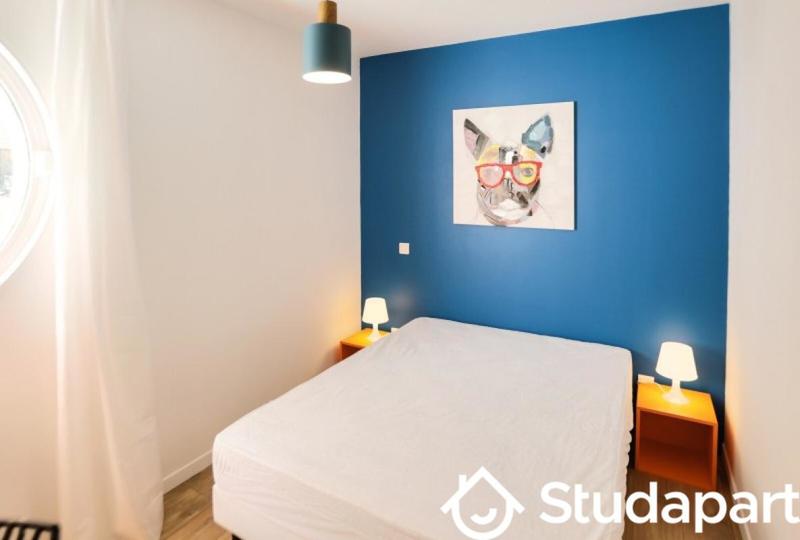 Chambre - 14 m² - 1 pièce