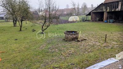 Corps de ferme - 250 m² - 8 pièces