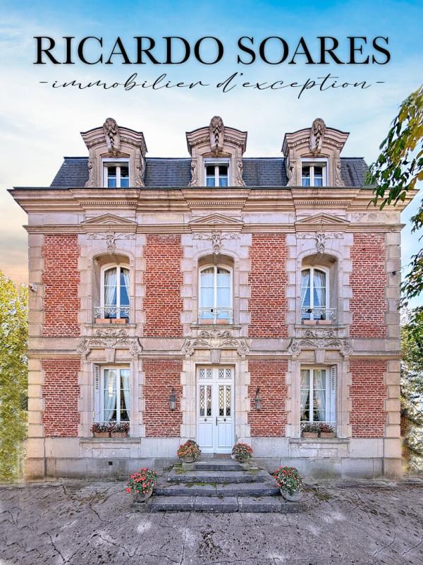 Demeure - 278 m² - 11 pièces