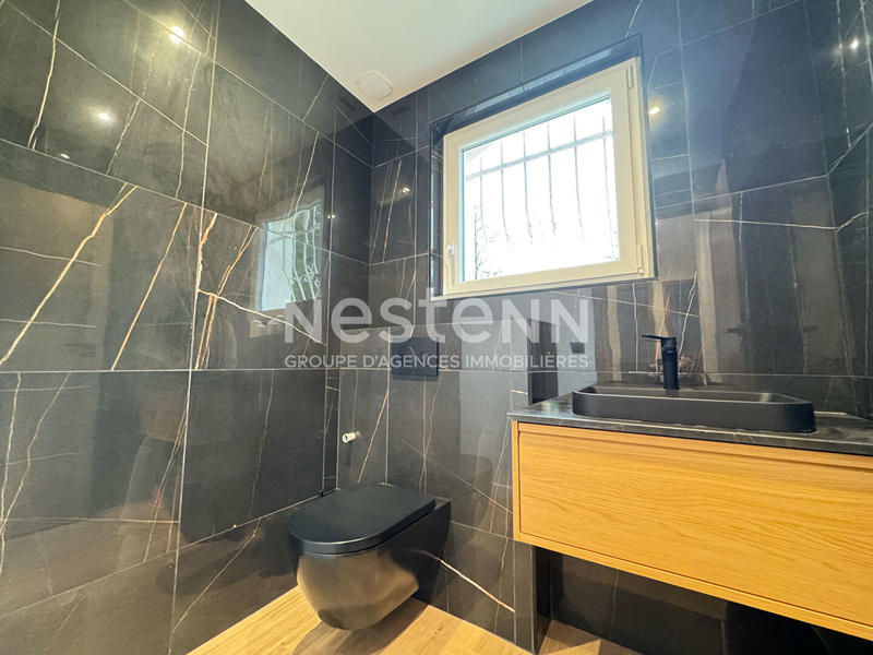 Maison - 167 m² - 7 pièces