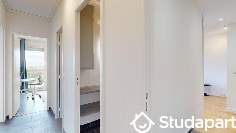 Chambre - 9 m² - 1 pièce