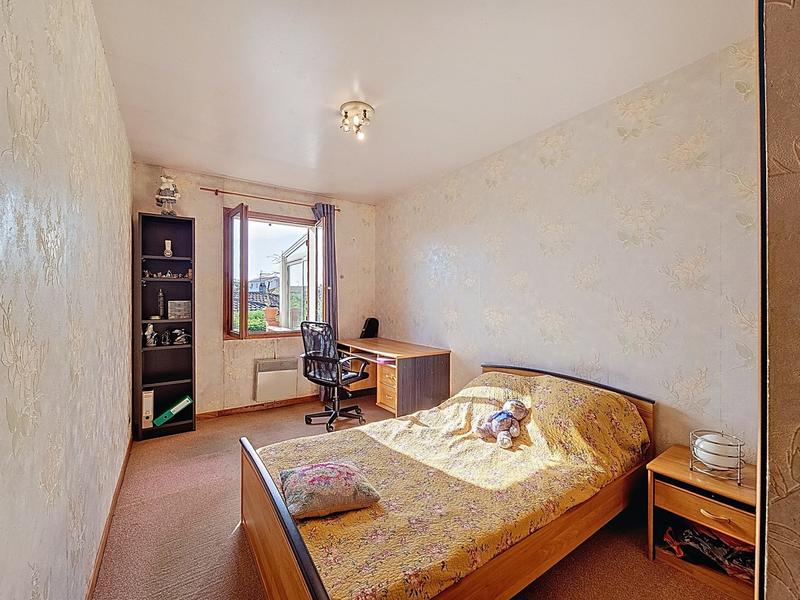 Maison - 102 m² - 5 pièces