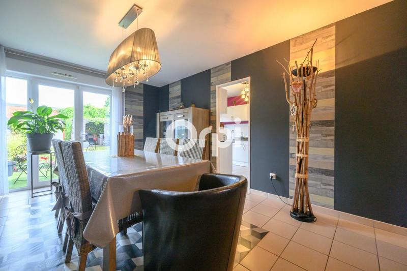 Maison - 98 m² - 4 pièces