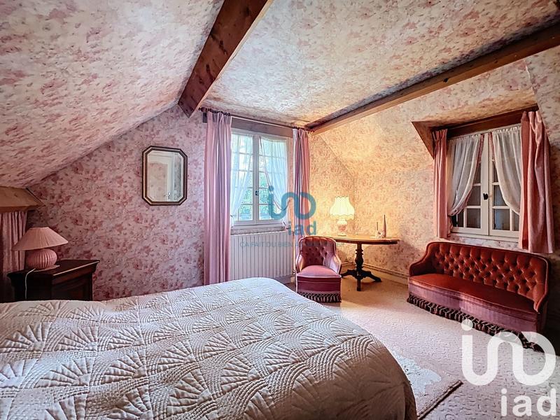 Maison - 170 m² - 8 pièces