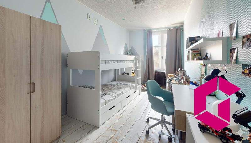 Maison - 145 m² - 6 pièces