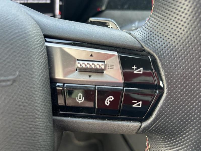 Ds Ds 4 II Bluehdi 130 Performance Line + Auto