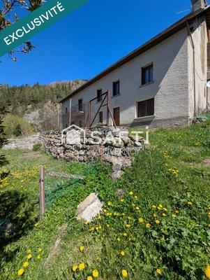 Maison - 141 m² - 7 pièces