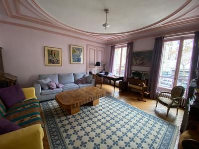 Appartement - 146 m² - 6 pièces