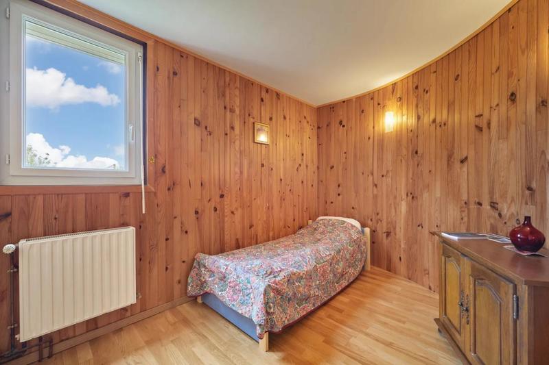 Maison - 200 m² - 8 pièces