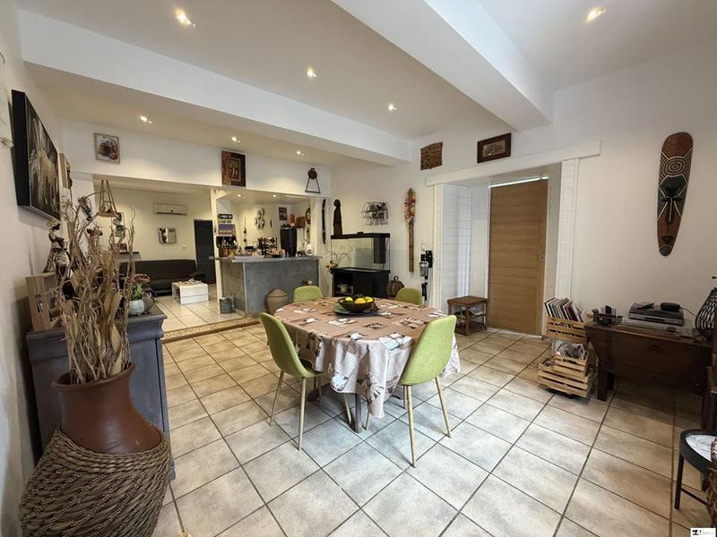 Maison de village - 188 m² - 5 pièces