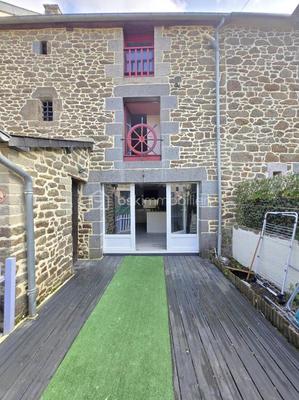 Maison en pierre - 83 m² - 4 pièces