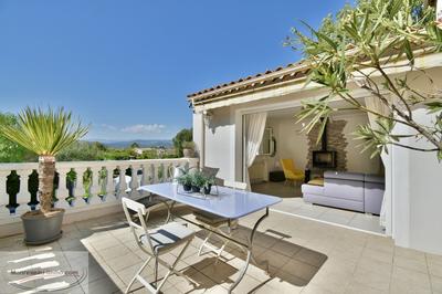 Maison - 173 m² - 6 pièces