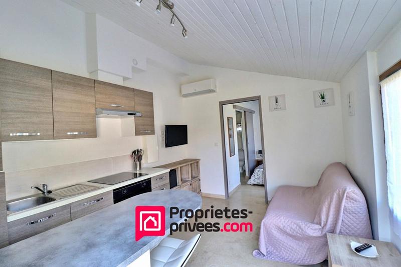 Villa - 222 m² - 10 pièces