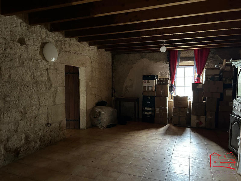 Maison - 200 m² - 6 pièces