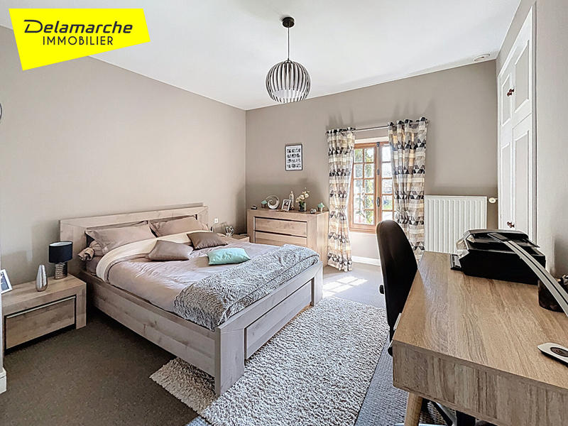 Maison - 163 m² - 7 pièces