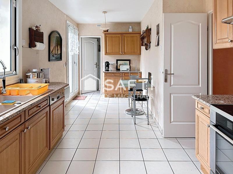 Maison - 152 m² - 7 pièces