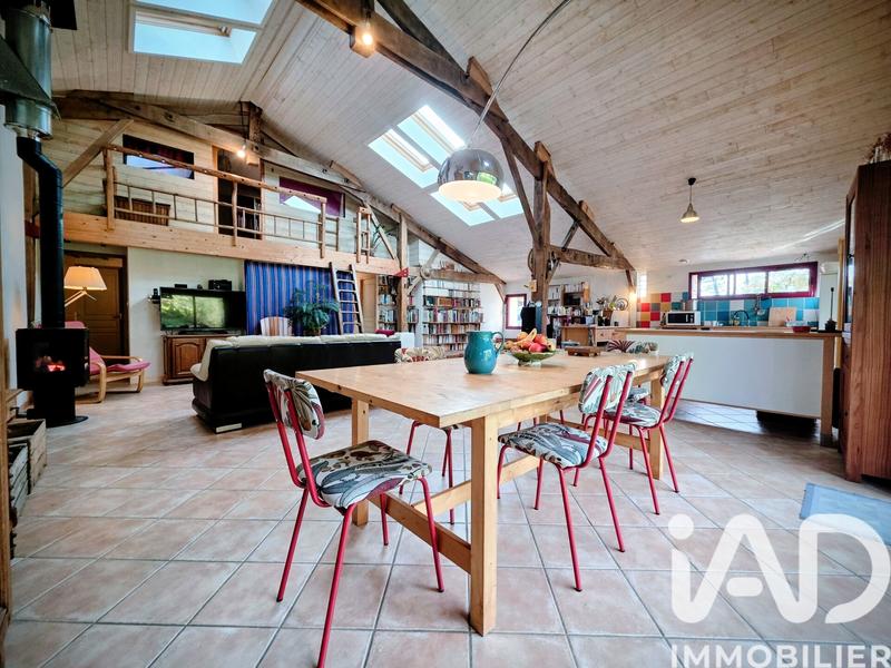 Maison - 174 m² - 7 pièces