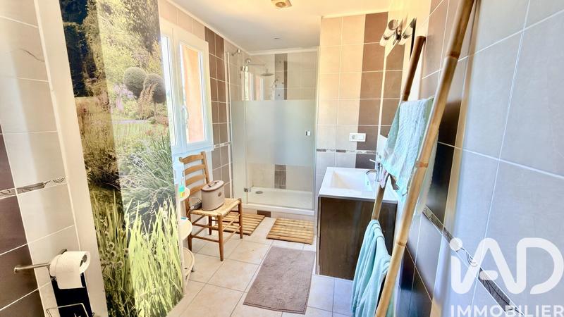 Maison - 213 m² - 6 pièces