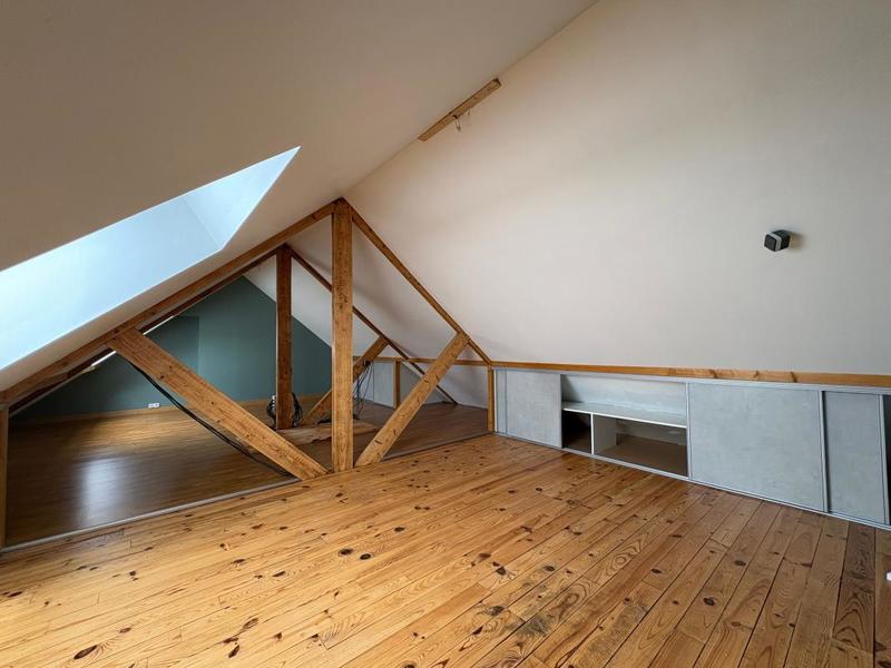 Maison - 94 m² - 4 pièces