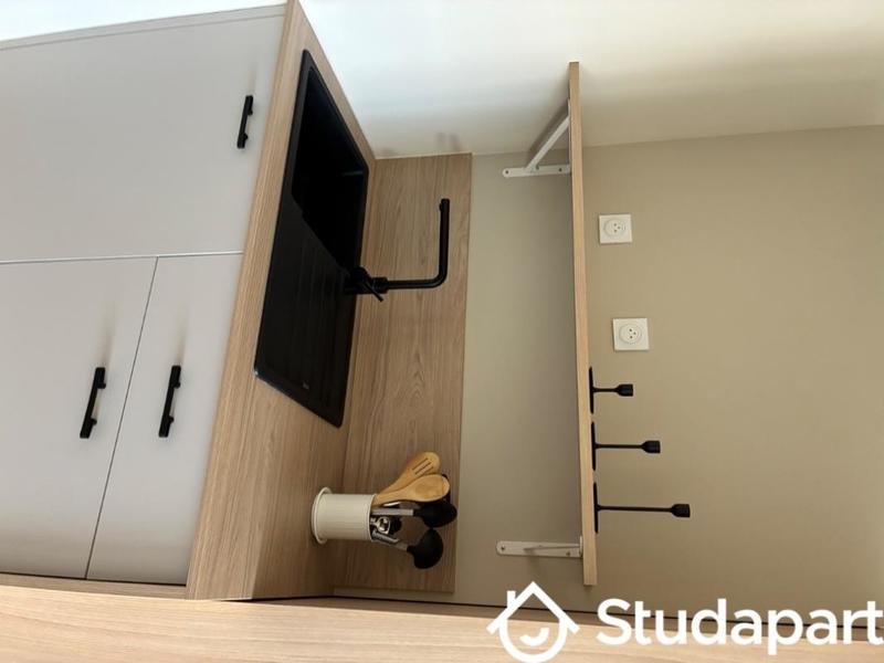 Chambre - 12 m² - 1 pièce