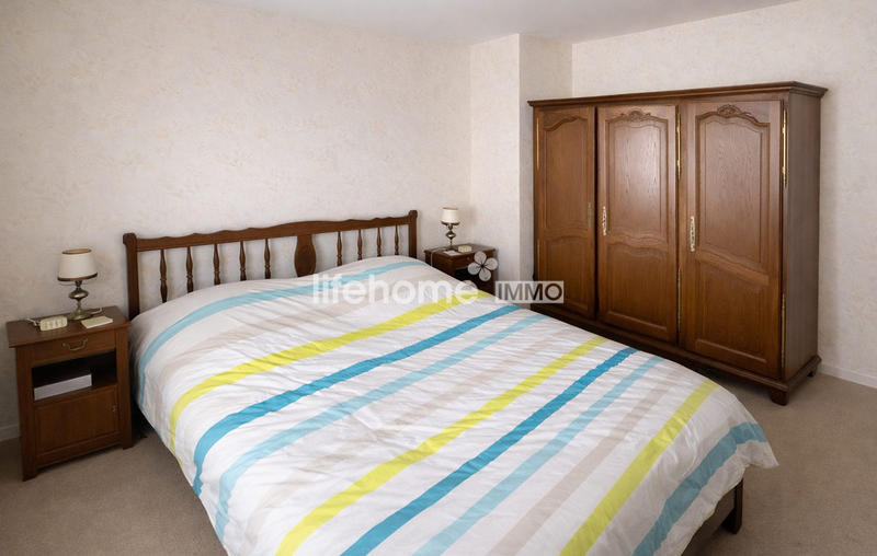 Maison traditionnelle - 94 m² - 5 pièces