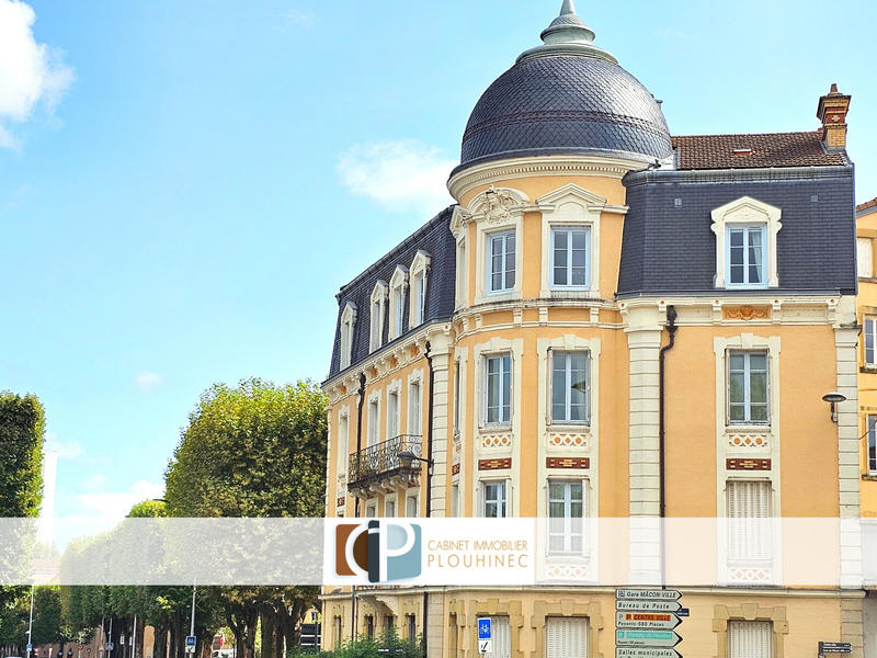 Appartement - 99 m² - 4 pièces