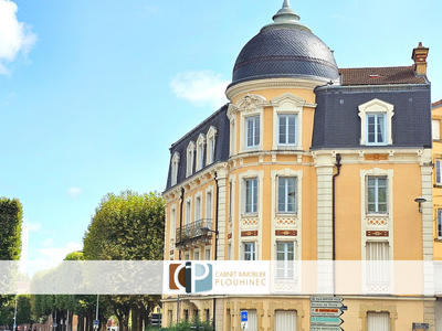 Appartement - 99 m² - 4 pièces