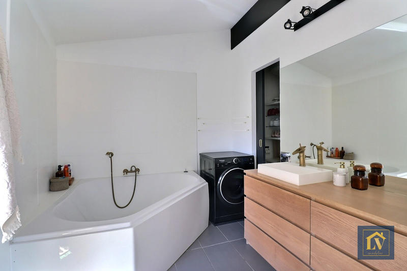 Maison - 124 m² - 4 pièces