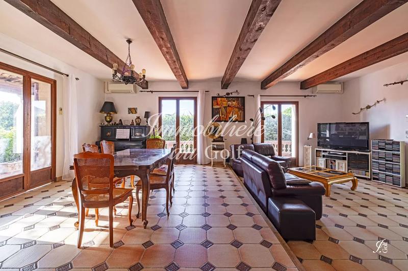 Maison - 144 m² - 5 pièces