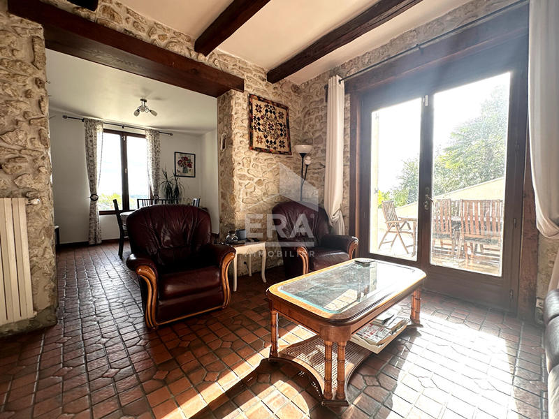 Maison - 138 m² - 6 pièces