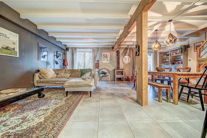 Maison - 110 m² - 4 pièces