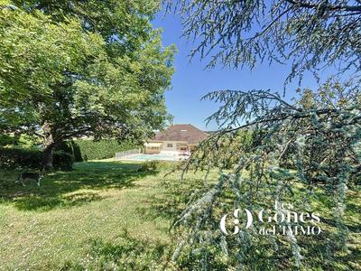 Maison - 160 m² - 6 pièces