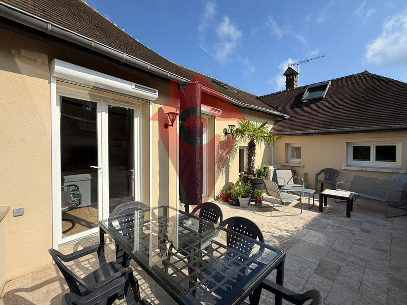 Maison - 162 m² - 5 pièces
