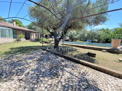 Maison - 190 m² - 5 pièces