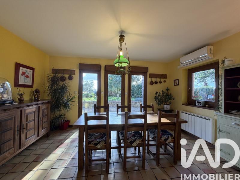 Maison - 170 m² - 7 pièces