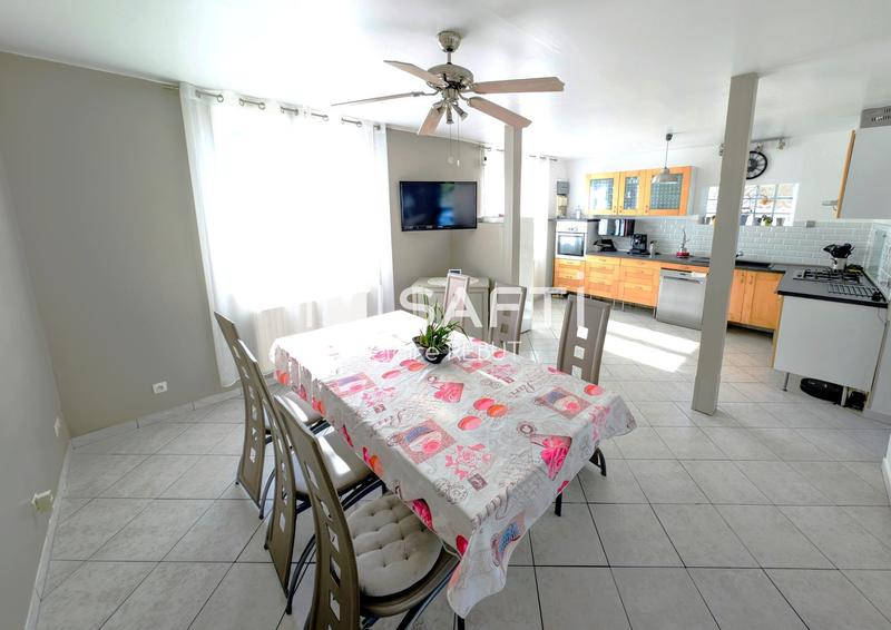 Maison - 100 m² - 5 pièces