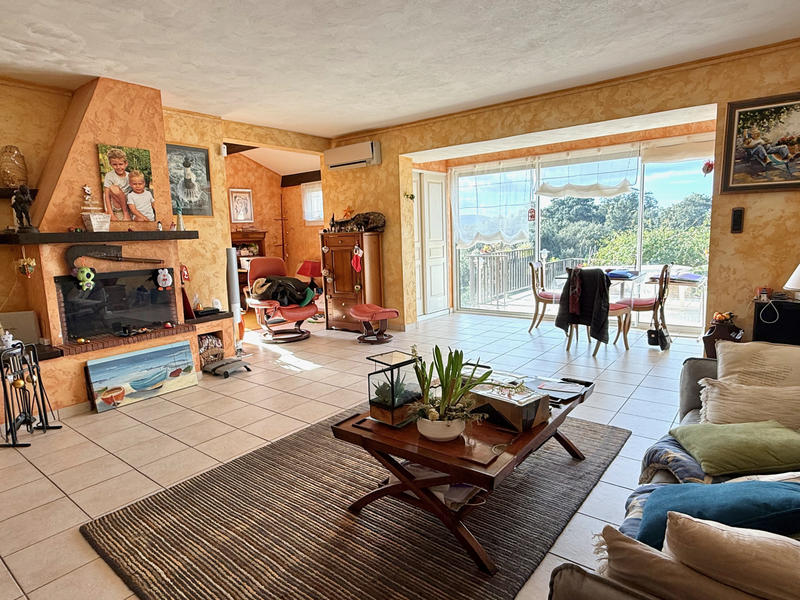 Maison - 138 m² - 4 pièces