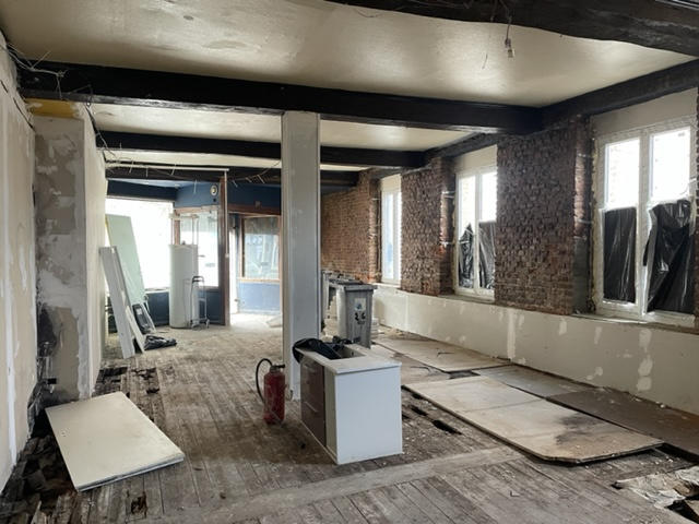 Maison - 350 m² - 15 pièces