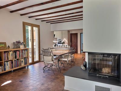 Maison - 157 m² - 6 pièces