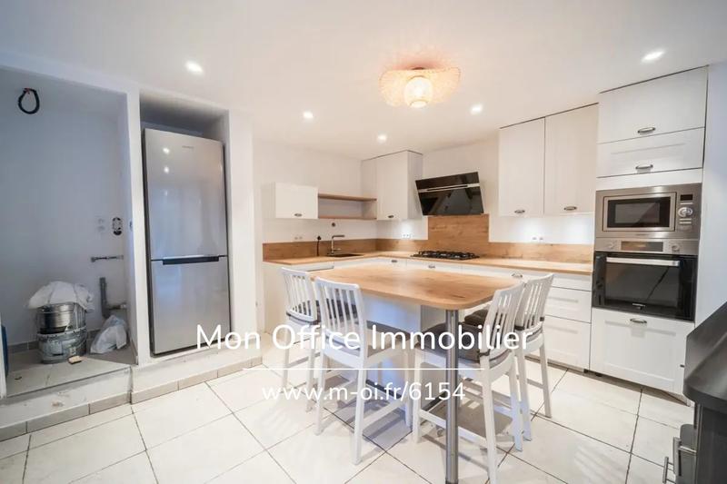 Maison - 111 m² - 4 pièces