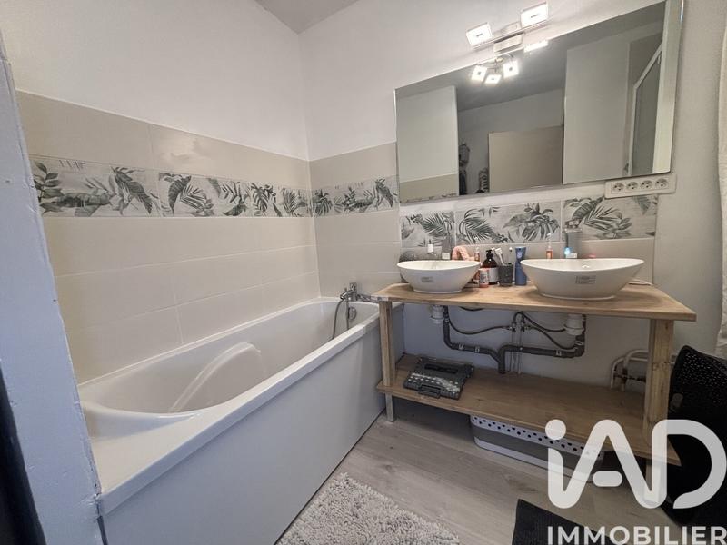 Appartement - 100 m² - 5 pièces