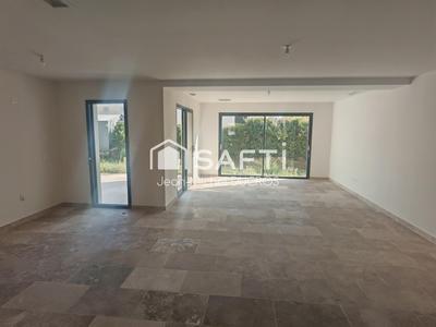 Maison - 118 m² - 4 pièces